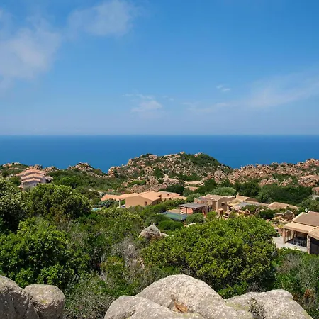3 Bedroom Awesome In Trinita Dagultu *